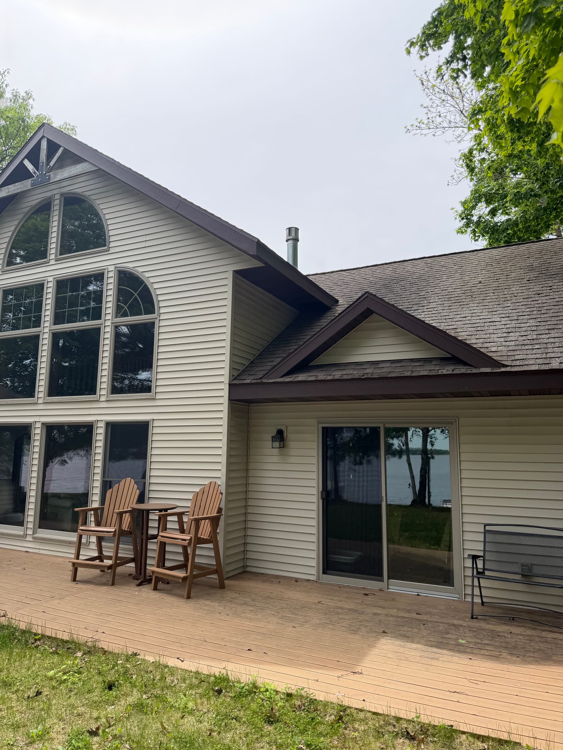 Roof Valley Repair, Flashing, and Full Roof Wash on a Lakefront Home