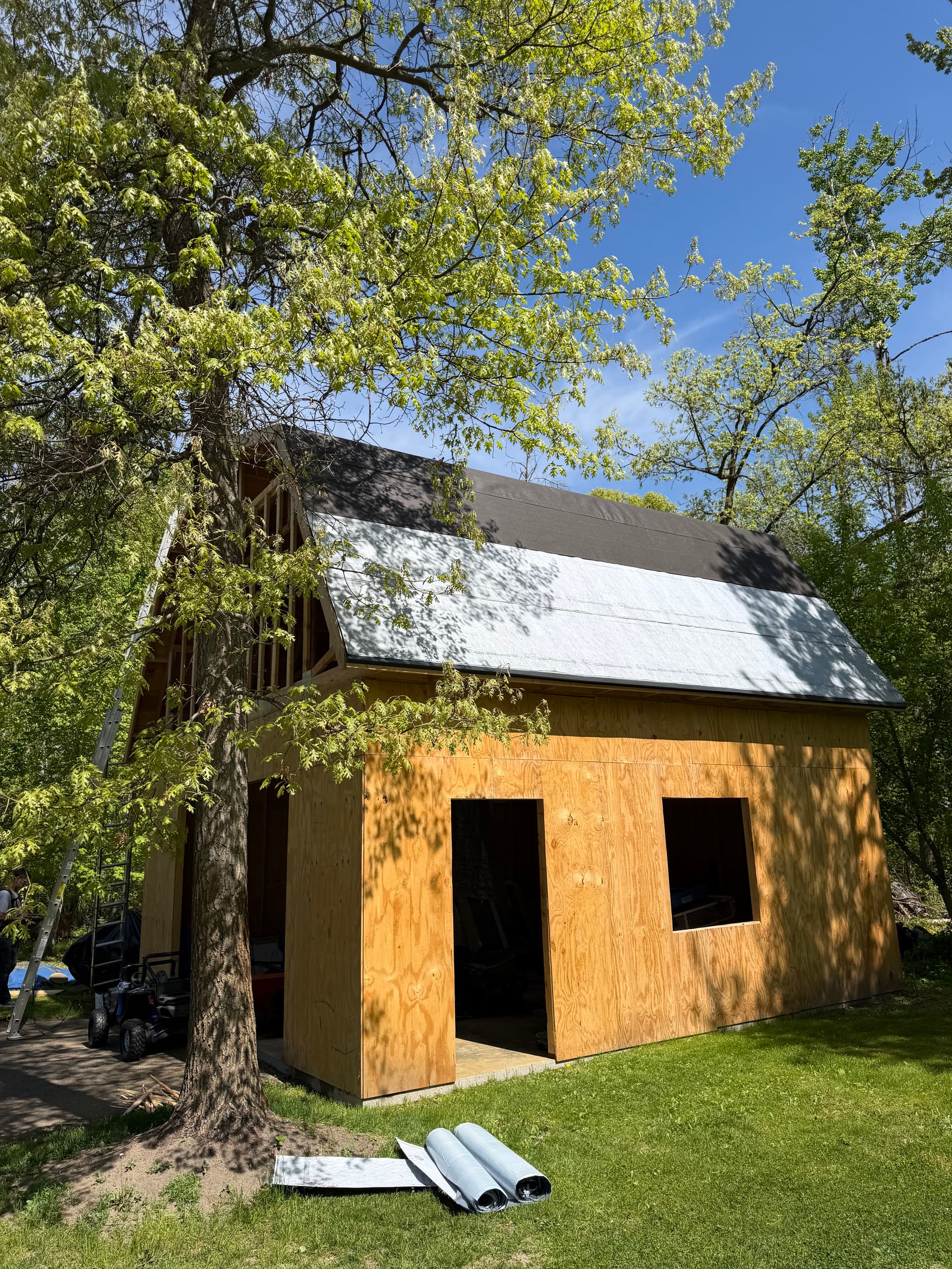 Gallery photos for Standing Seam Metal Roof Install on a Gambrel Barn Build: Image #1