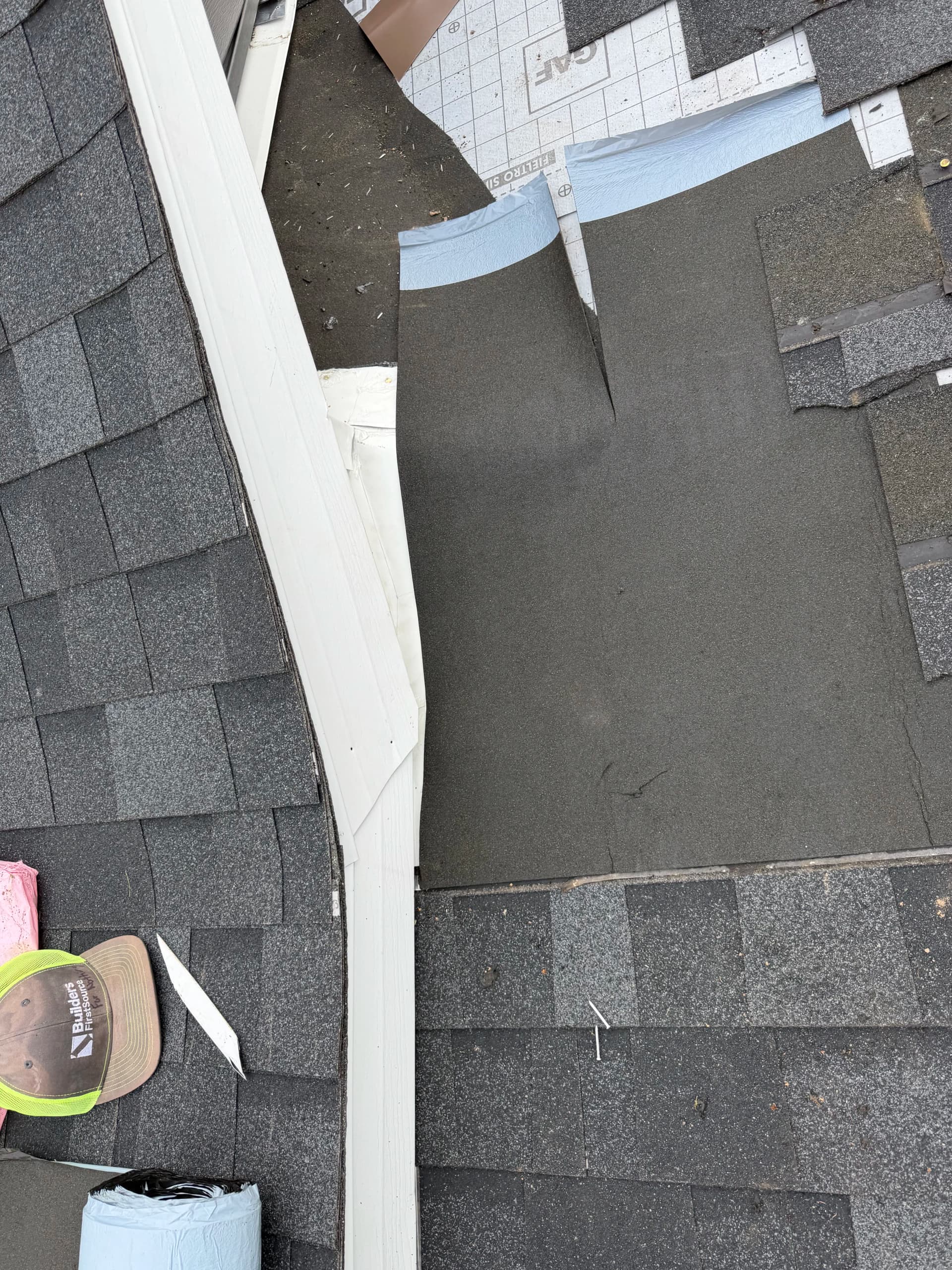 Gallery photos for Missing Wall Flashing Was Letting Wind-Driven Rain Into This Home: Image #1