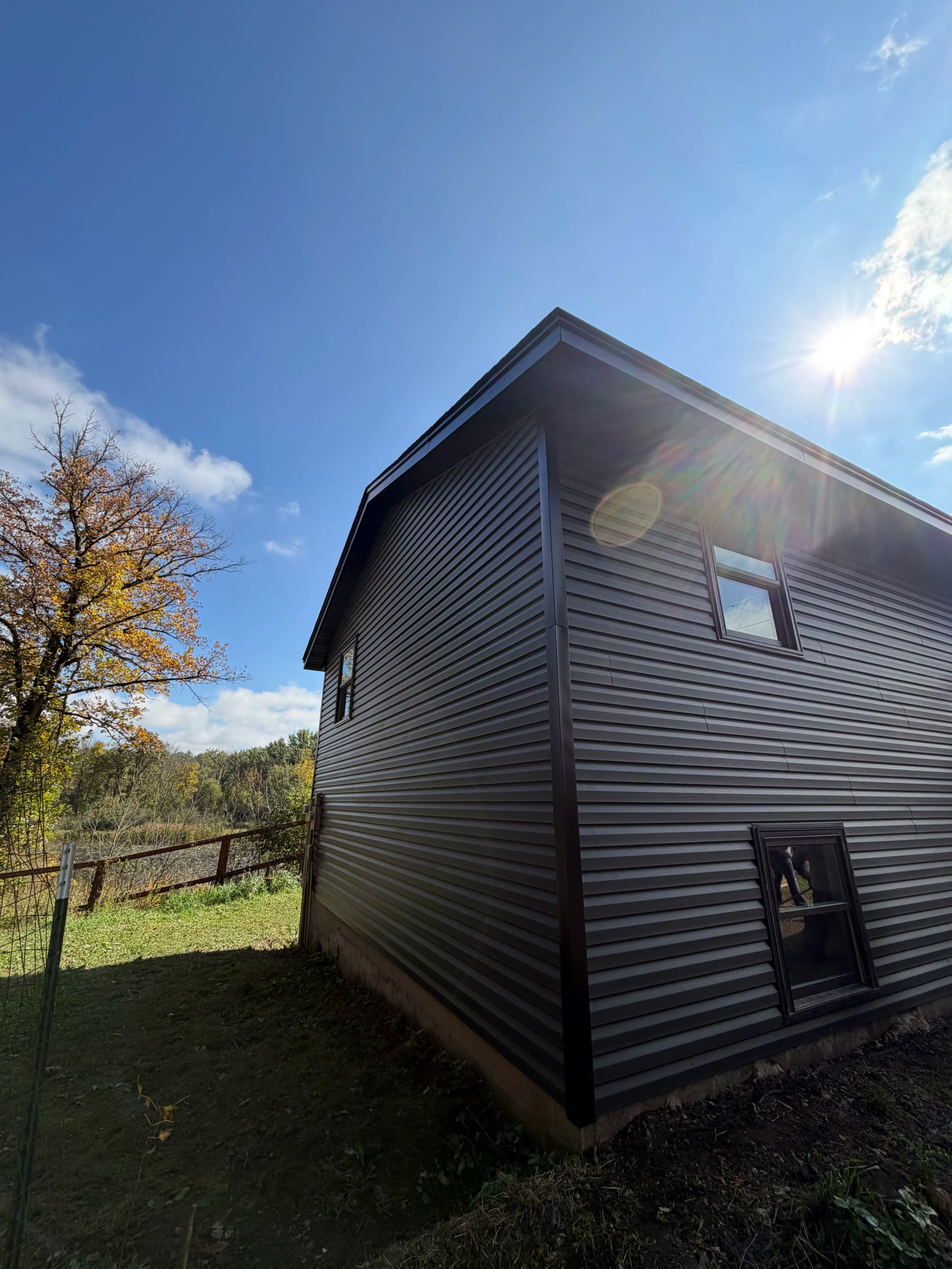 Which Siding Colors Make a House Look More Expensive? image
