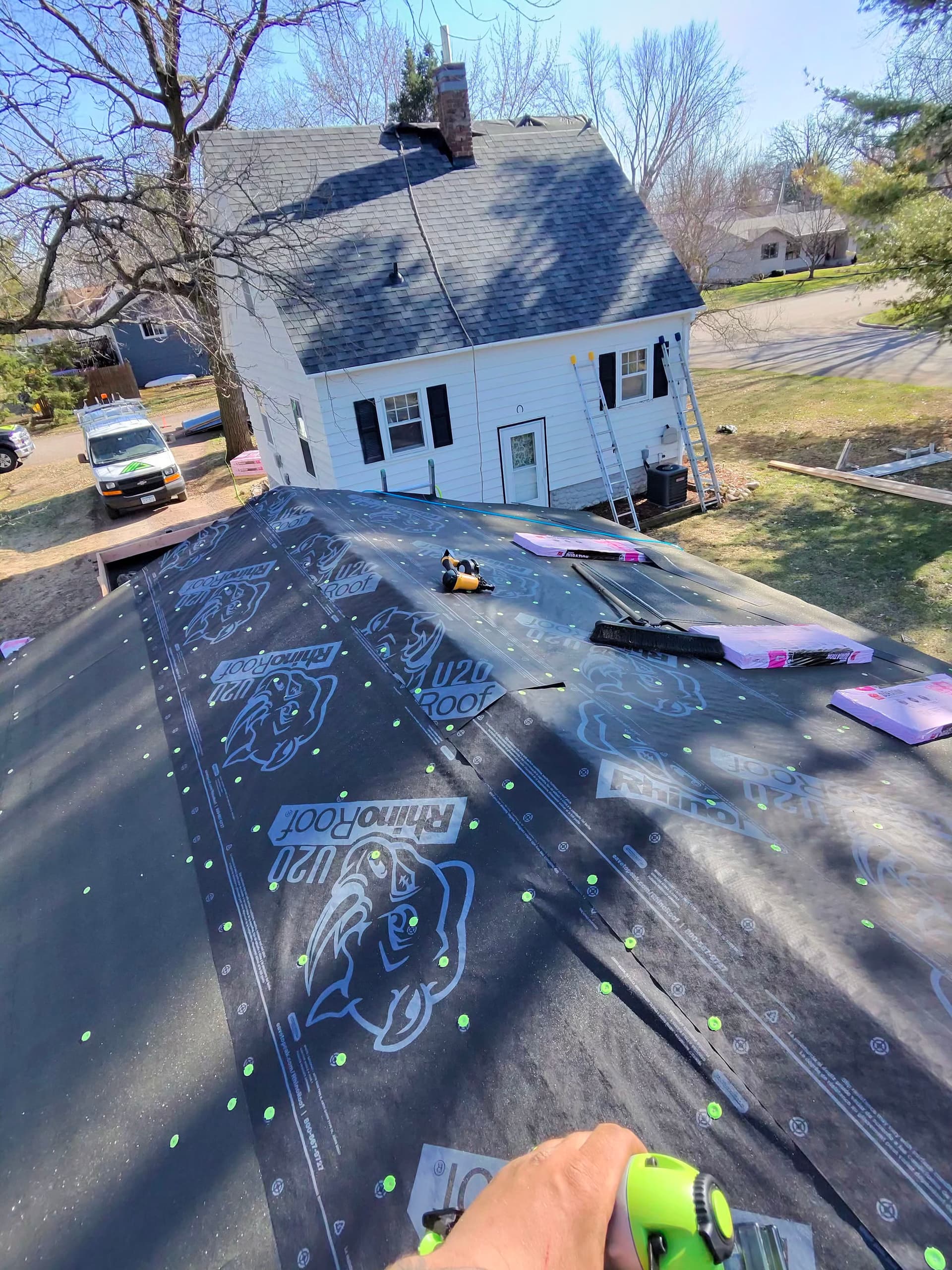 Gallery photos for Old 3-Tab to Owens Corning Estate Gray in Milaca MN: Image #1