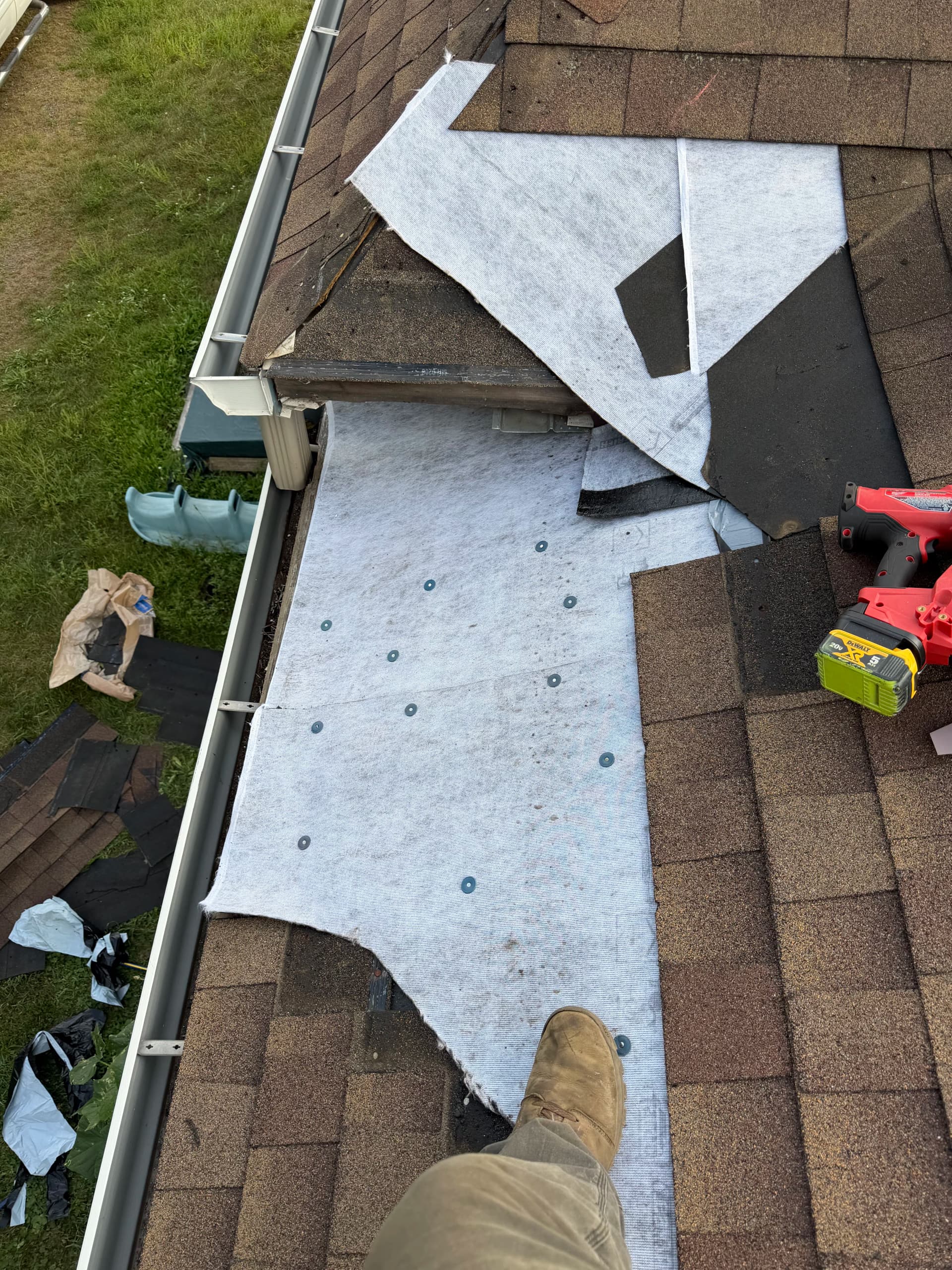 Gallery photos for New Front Step Build and Roof Flashing Repairs Done Right: Image #2