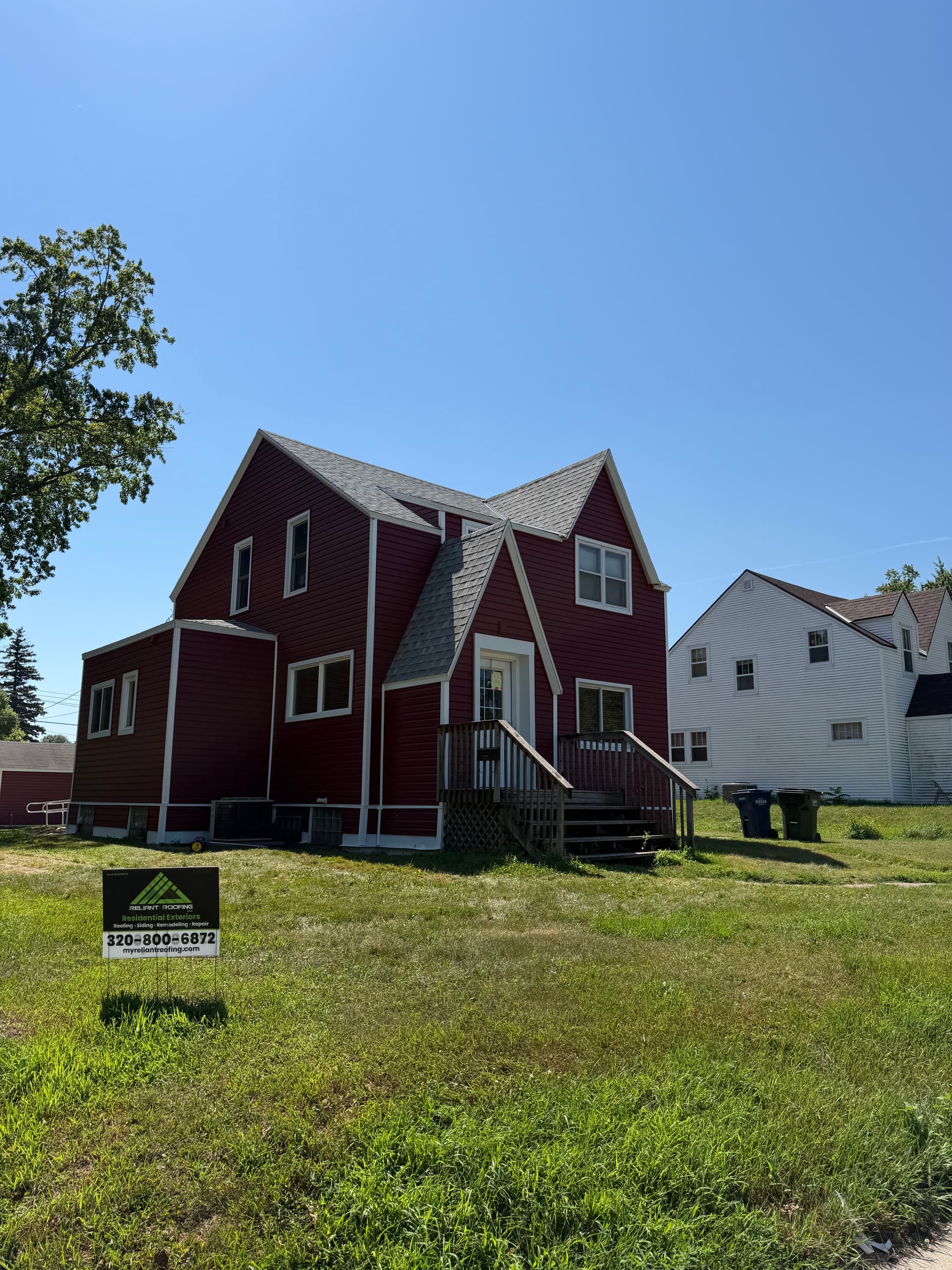 Gallery photos for Full Siding Tear-Off and Replacement Done Right: Image #1